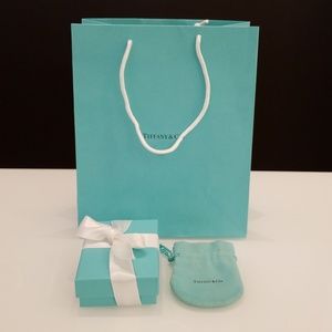 Tiffany's gift set AUTHENTIC